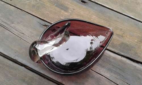 Murano Burgundy Glass Swan Bowl