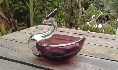 Murano Burgundy Glass Swan Bowl