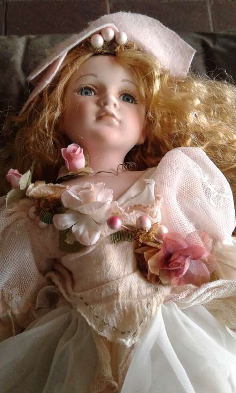 Vintage Large Beautiful Porcelain Fairy Doll With Wings And Stand 45cm