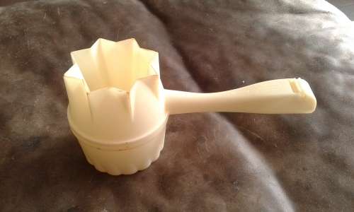 Vintage Tupperware Pastry Pal Cookie Cutter Made In Orlando Florida No 13 And 14