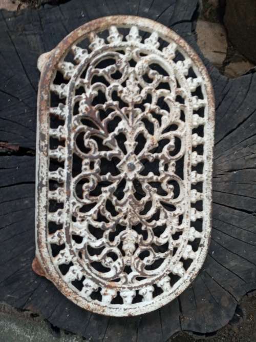 Antique/Vintage Cast Iron Pot Stand Nice Larger Size