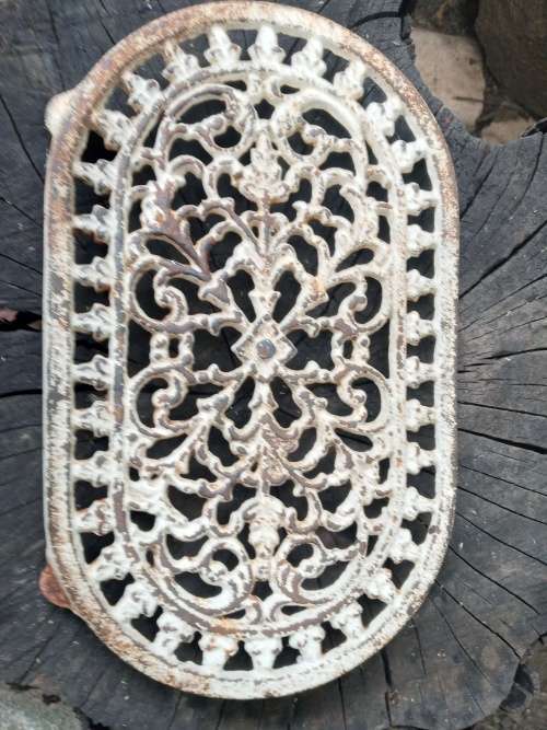 Antique/Vintage Cast Iron Pot Stand Nice Larger Size