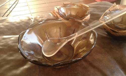 Vintage Anchor Nicking Spicy Brown 8 Pieces Glass Bowls Berry Set Made In USA Original Box