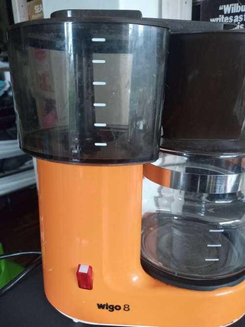 Vintage Wigo 8 Small Compact MCM Coffee Maker In Classic Brown Orange Retro Colors