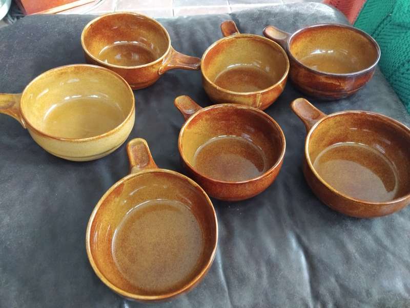 Vintage Mid Century Drostdy Ceramic Set Of 7 Soup Bowls With Handle