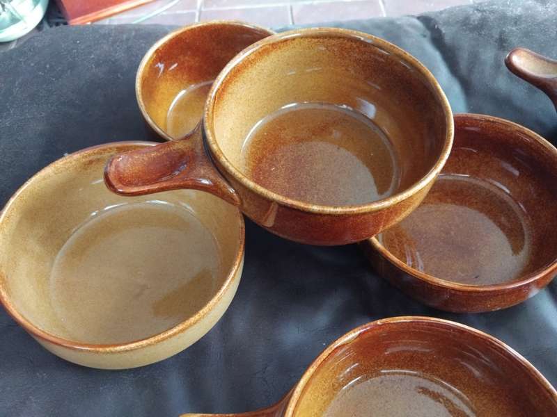 Vintage Mid Century Drostdy Ceramic Set Of 7 Soup Bowls With Handle