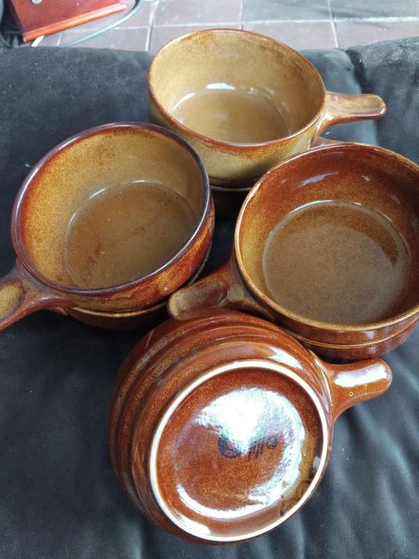Vintage Mid Century Drostdy Ceramic Set Of 7 Soup Bowls With Handle