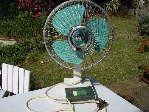Nice old green vintage  fan very retro working