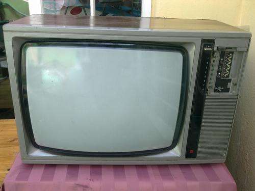 54cm National colour tv