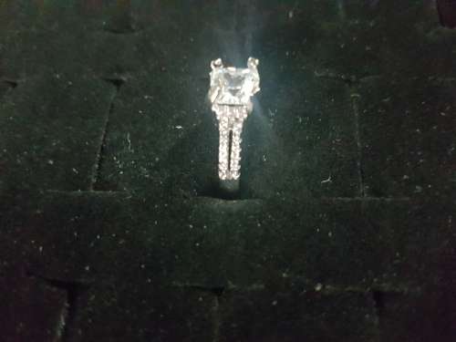 1.5 ct White Sapphire Split Ring With in Silver