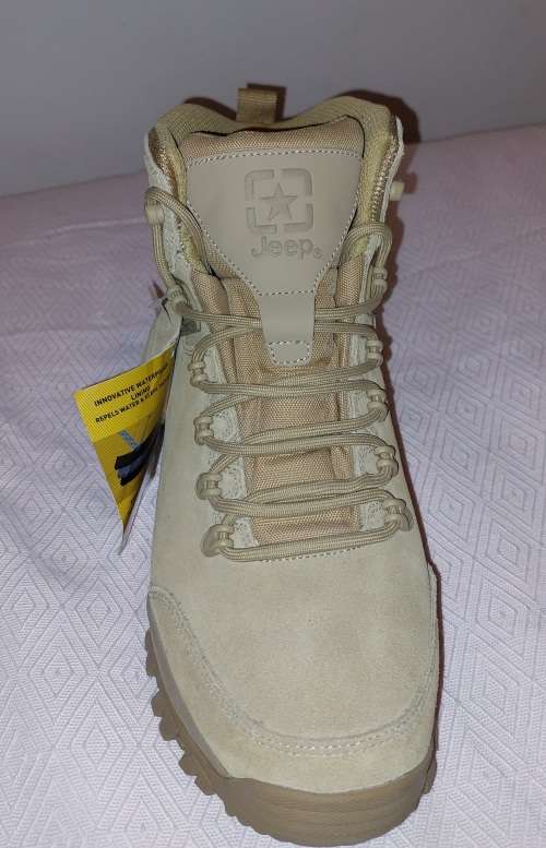 JEEP GENUINE LEATHER WATERPROOF MENS (SIZE 10) BOOTS (BRAND NEW)