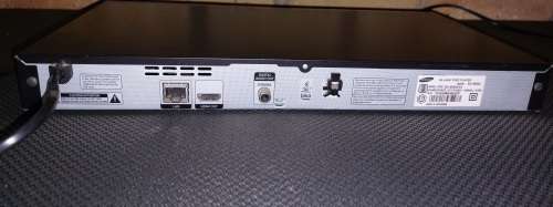 SAMSUNG [3D] BLU-RAY + DVD PLAYER