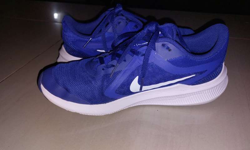 Nike Downshifter 10`s Running Shoes Size 7