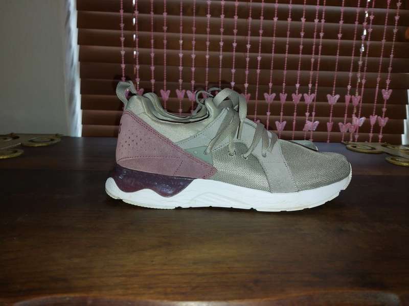 Asics Gel-Lyte V Sanze Size 7 Running Shoes