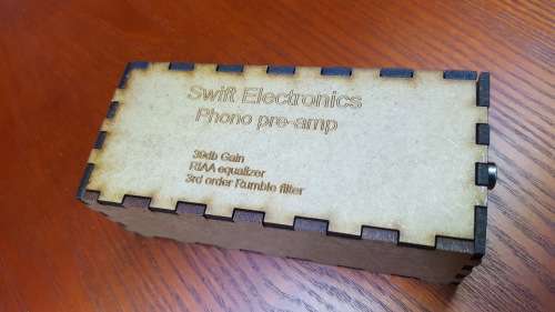 Phono PRE-AMP Plexiglass / wooden