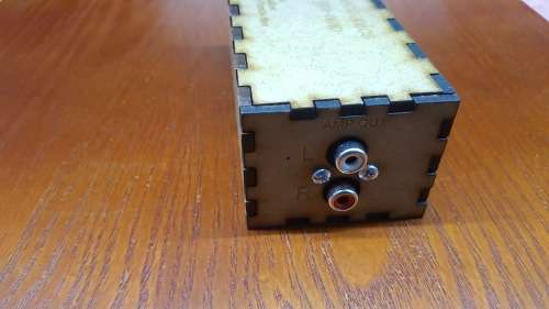 Phono PRE-AMP Plexiglass / wooden