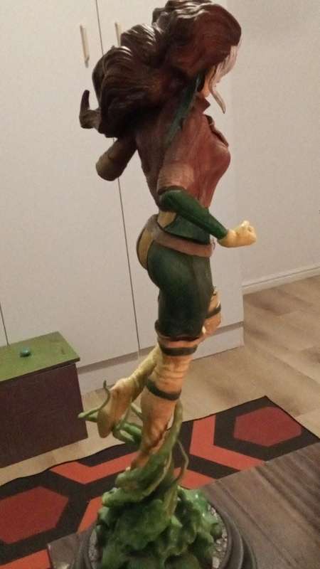 3d Printed Rogue Statue, separated from base, loose arm