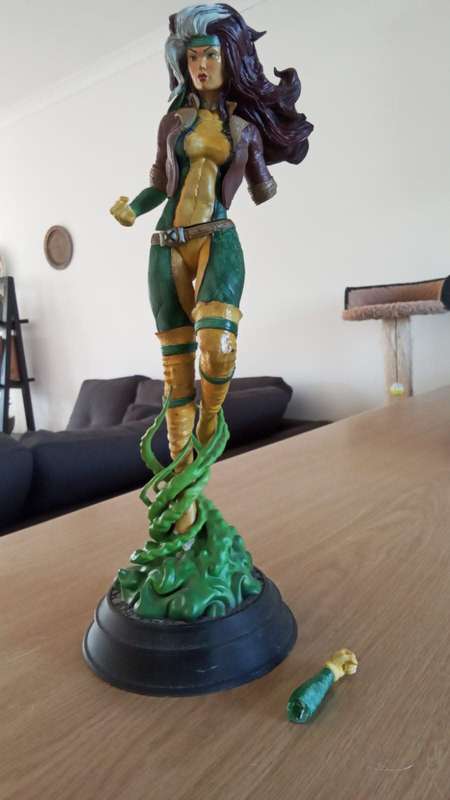 3d Printed Rogue Statue, separated from base, loose arm