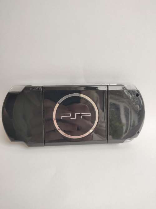 PSP-3004 CIB (Mint Condition) and Games