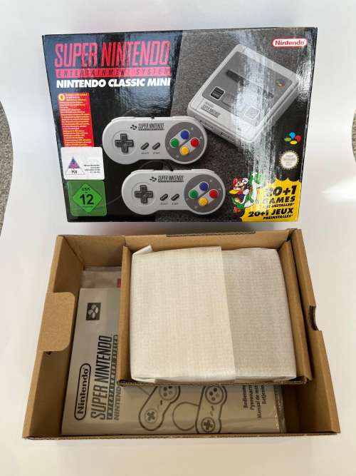 SNES Classic Edition (Mint Condition)