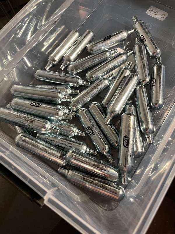 Air Gun Pellets (4.5mm) & CO2 Cartridges