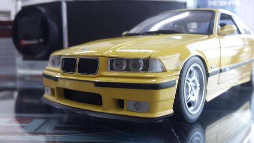 UT Models 1:18 BMW M3 E36 Coupe - Yellow