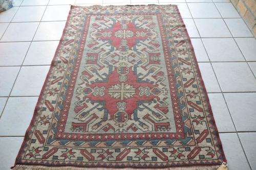 amazing hand made persian vintage  1,8 x 1,3 m