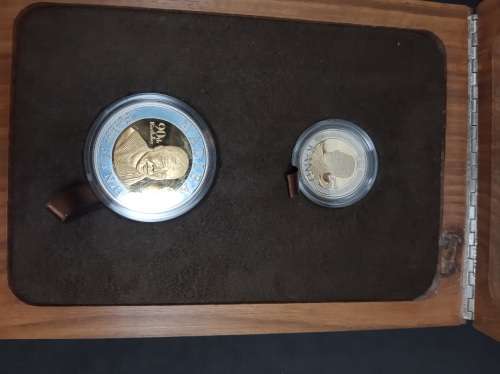 Scarce!!! 2008 Gold and Silver 90th Birthday Celebration Set