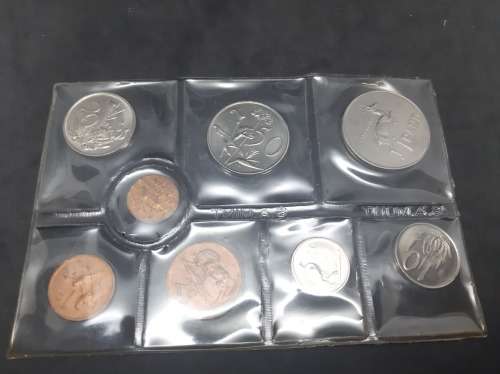 1977 Circulation UNC Coin Set