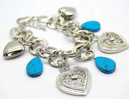 NATURAL STONE TURQUOISE - MARBLE MOTIF AND HEARTS TOGGLE BRACELET