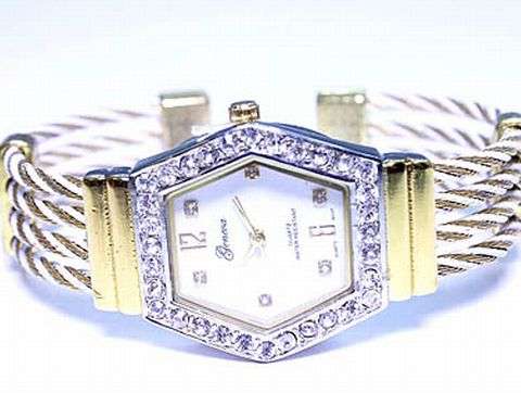 GENEVA FASHION WATCH - ROPE DESIGN WRIST BAND - CRYSTAL STUDS ON BEZEL