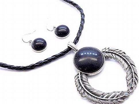BLACK GLASS PEARL IN ROUND FESTOON ON A ROPE - NECKLACE SET