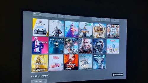 Xbox S 1 tb with 17 games 2 wireless controllers