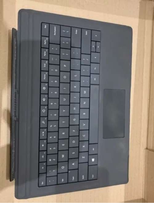 MICROSOFT SURFACE PRO 4 Core i5 6th Gen 4GB RAM 128GB SSD