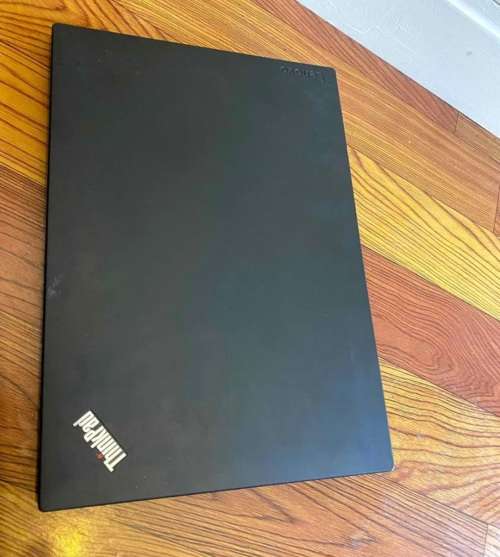 Bargain t480 i5 8th gen touchscreen,512 ssd , 8gig ram