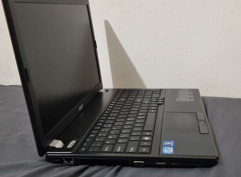Acer travelmate 5760 i5, 8 gig ram 500gb hd
