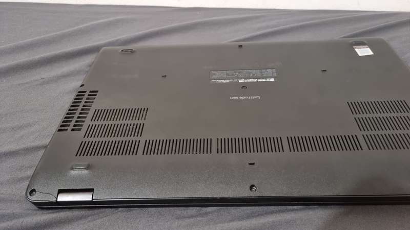 Dell Latitude i7 9th gen,32gb ram, 512nvme ssd, Fhd1080p