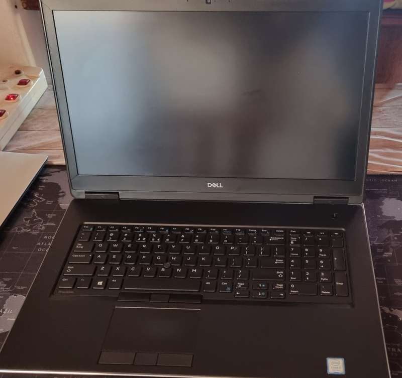 BEAST SPEC 17 Dell precision 7730 i7-8750H,8gb dedicated quadro p4200 gpu, 56Gb ram, 512 nvme ssd
