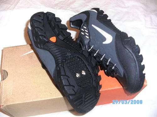 nike kato unisex cycling shoes.size 4