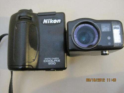**NIKON COOLPIX 950 DIGITAL CAMERA**