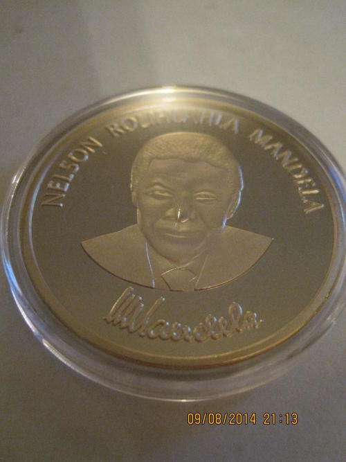 **MANDELA ROBBEN ISLAND MEDALLION**1964 - 1982**GOLD CLAD**