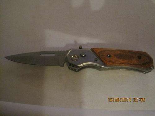 **POCKET KNIFE**BUTTON FLICK**WOOD**