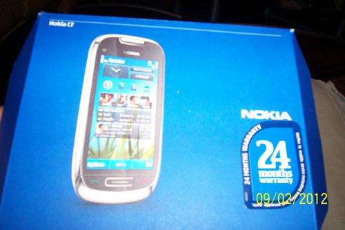 **NOKIA C7-00 NEW**