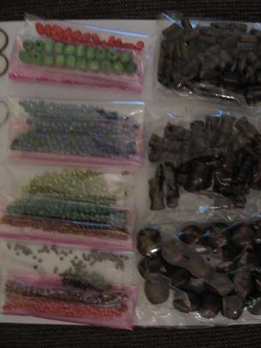 GREAT VARIETY Beads and Findings!!  1308pieces!!!
