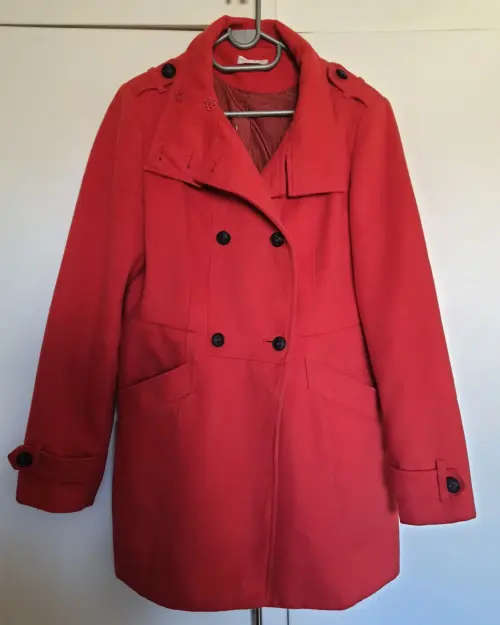 Mixed ladies jacket bundle/bale *min. resale value of R1 500*