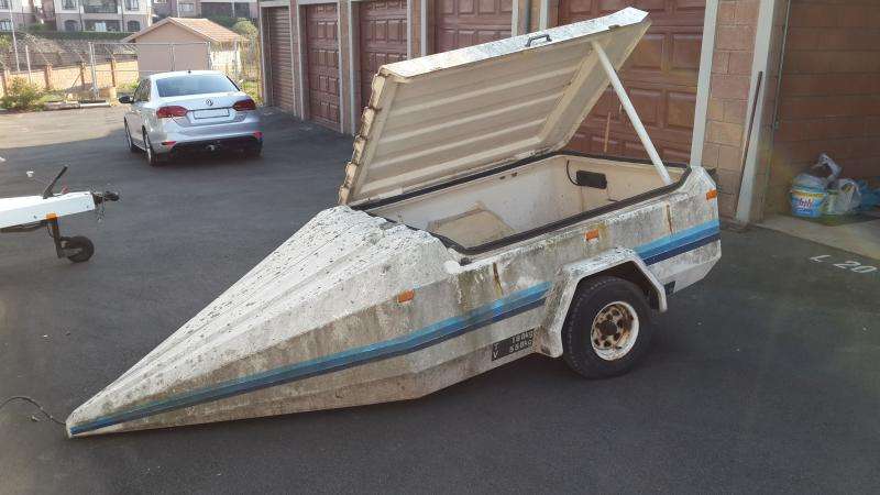 FIBREGLASS TRAILER (3000 x 1500 x 900mm)