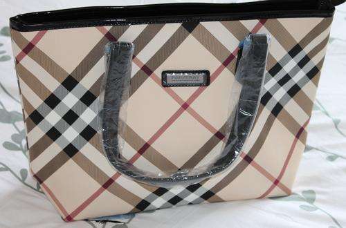 LEATHER BURBERRY HAND BAG