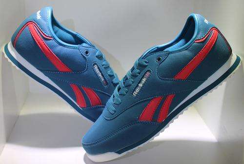 MENS AUTHENTIC REEBOK COURT TRIUMPH (SIZE 11  SA)