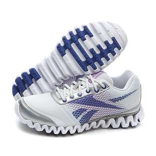 LADIES AUTHENTIC REEBOK ZIGNANO BURN (SIZE 4 S.A)