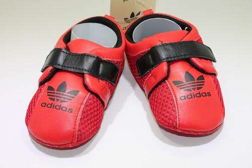 BABY ADIDAS  3- 6  MONTHS